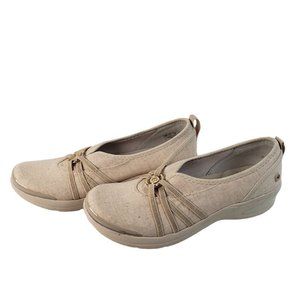 Bzees Shoes Rosie Slip On Size 9 Stretch Fabric Upper Beige Gold Shimmer Straps